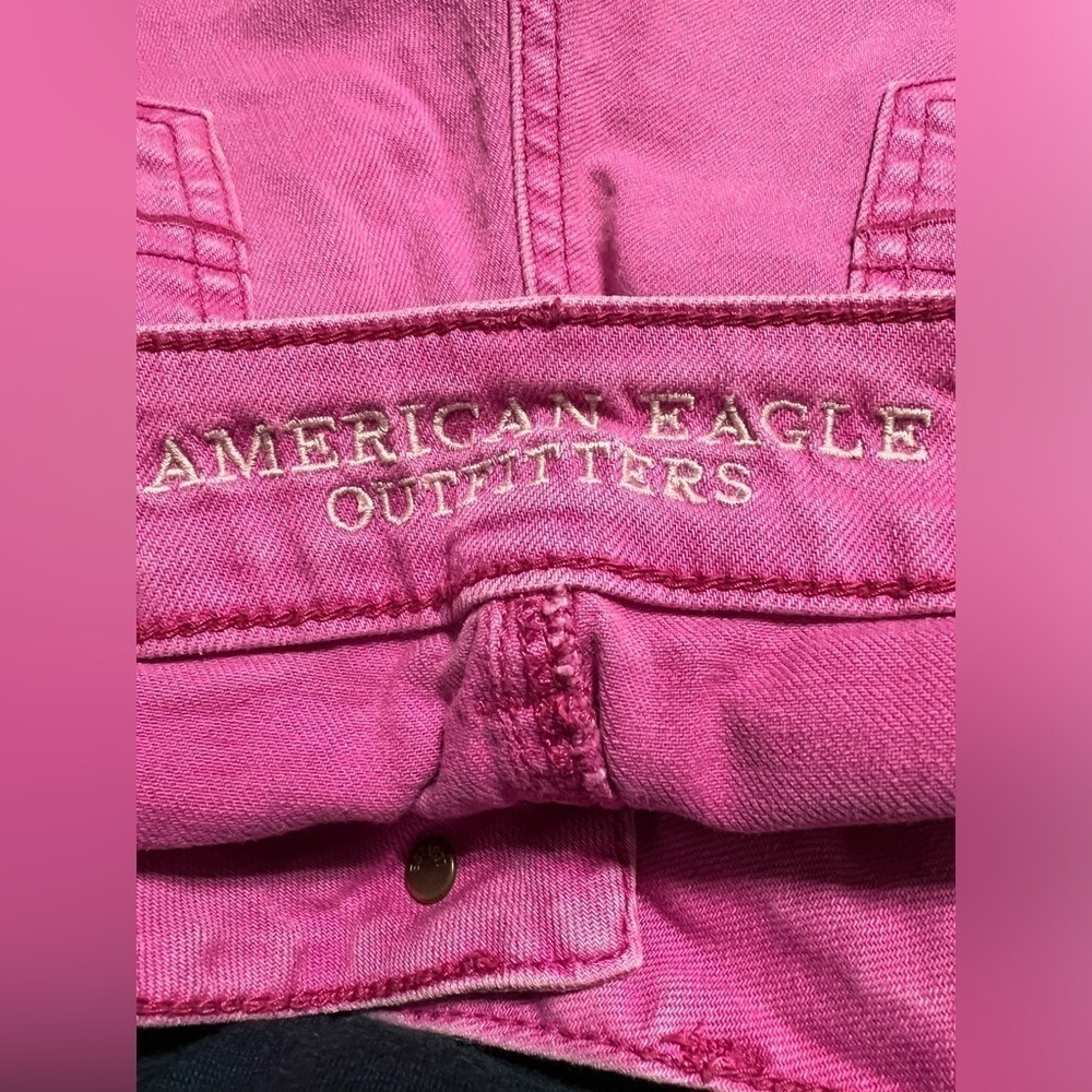America Eagle Outfitters 🦅 Pink Denim Shorts Stretch Distressed Women’s Size 4 - Picture 4 of 10